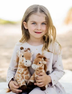 Giraffen Gina, Liten