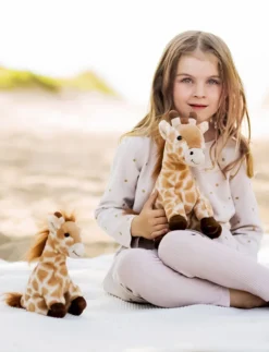 Giraffen Gina, Liten