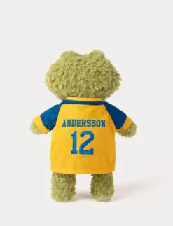 Retro Pals, Groda med Landslagströja